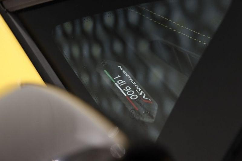 Lamborghini Aventador SVJ 6.5 V12 1 of 900