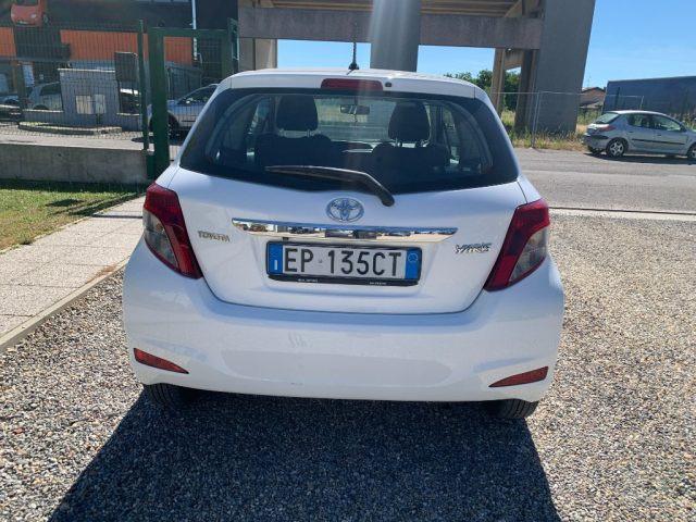 TOYOTA Yaris 1.0 3 porte Active
