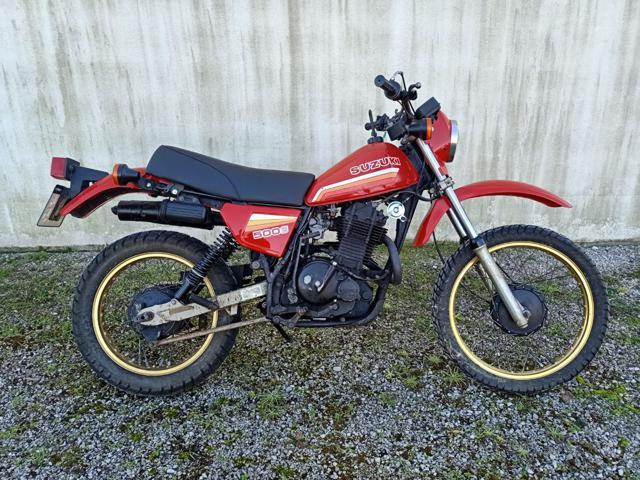 SUZUKI DR 500 DR 500S