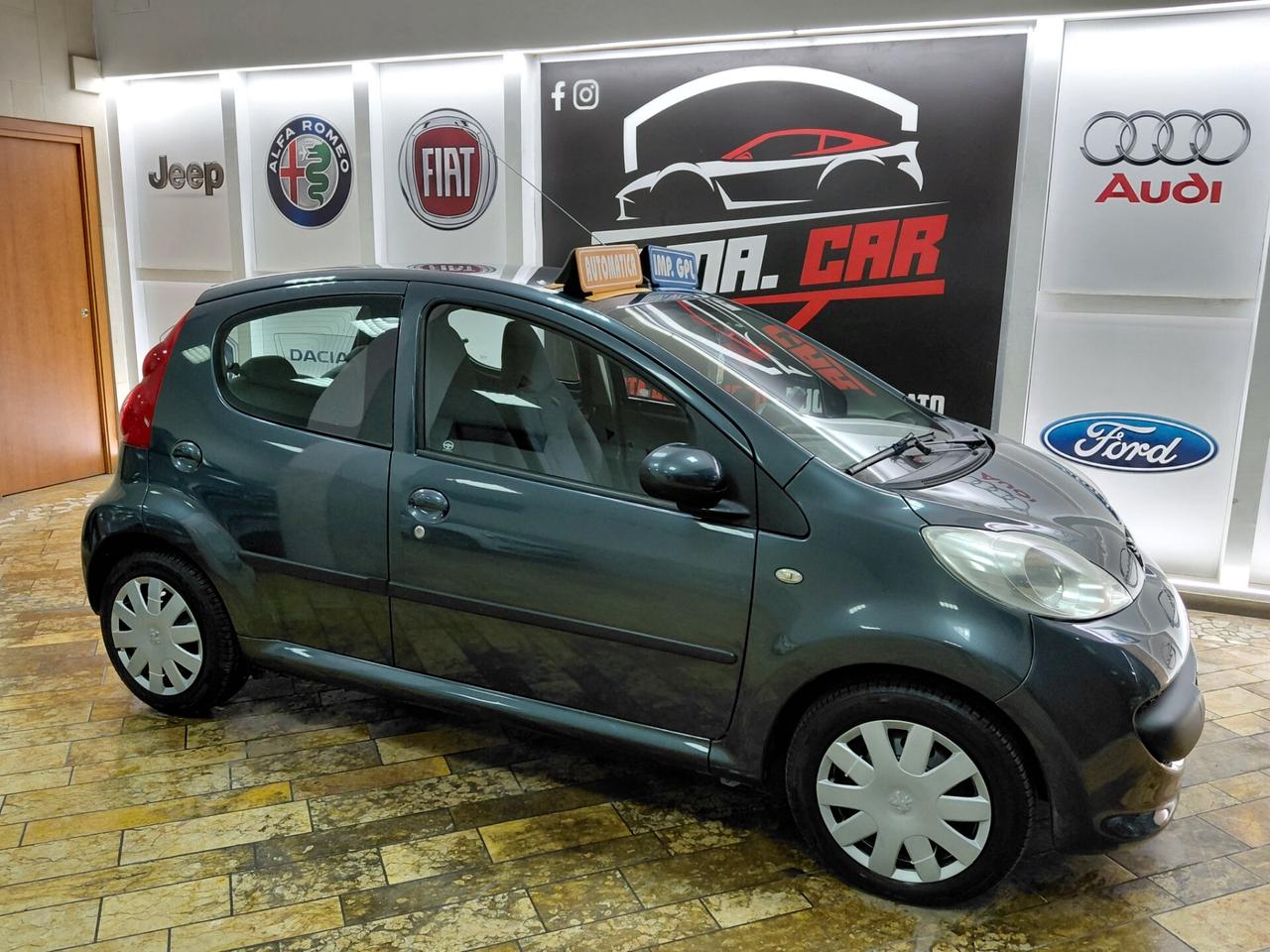 Peugeot 107 1.0 68CV 5p. Cambio automatico