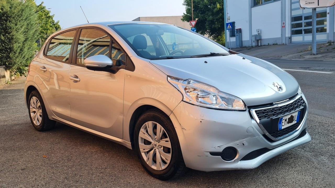 Peugeot 208 1.4 HDi 68 CV 5 porte Active