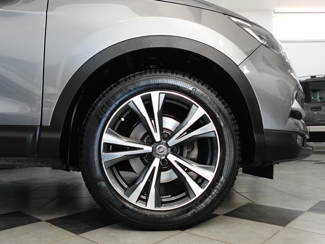 Nissan Qashqai 1.2 DIG-T 115 CV N-CONNECTA