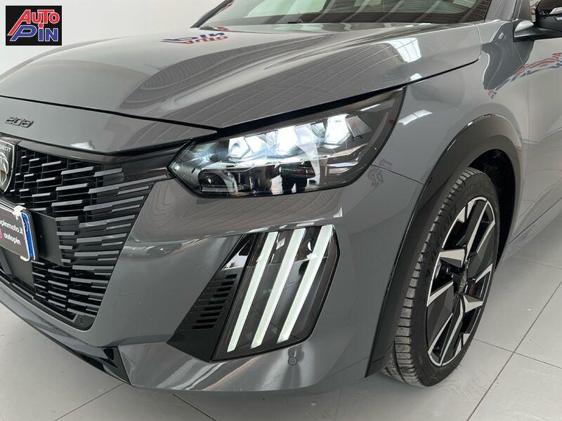 Peugeot 208 GT Hybrid 136 e-DCS6 auto