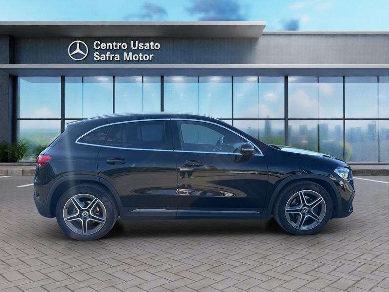 Mercedes-Benz GLA GLA 200 d Automatic Premium