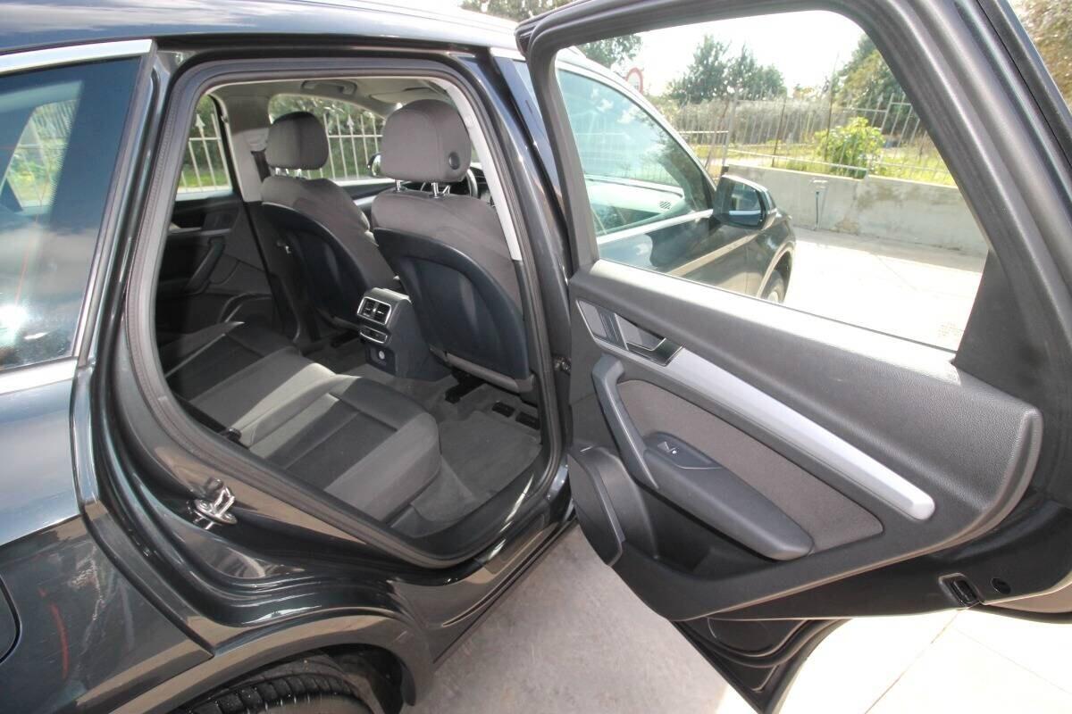 Audi Q5 2.0 TDI 190 CV Business Sport 11.2018