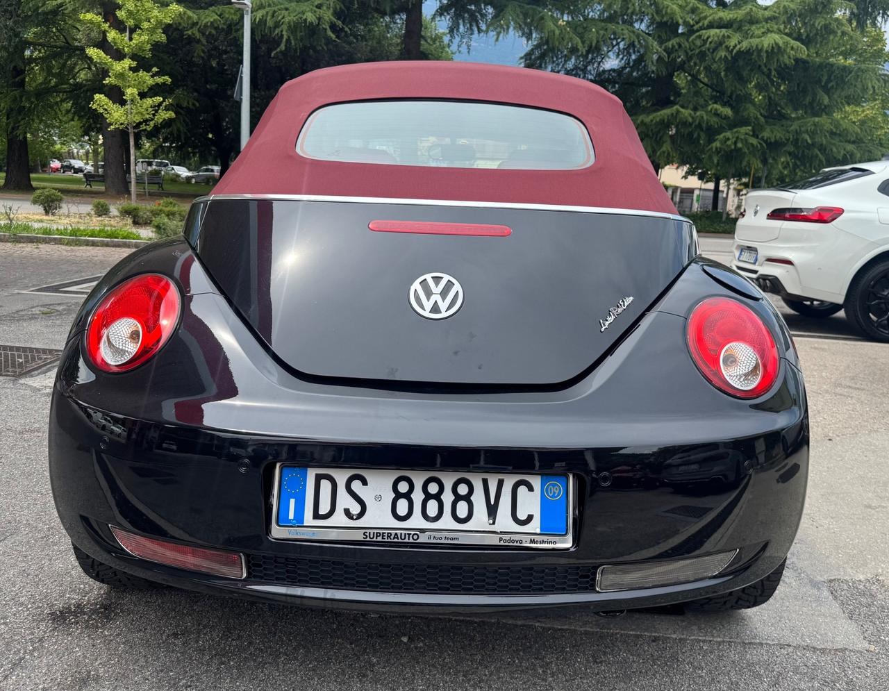 Volkswagen New Beetle 1.9 TDI 105CV Cabrio Lim. Red Edt.