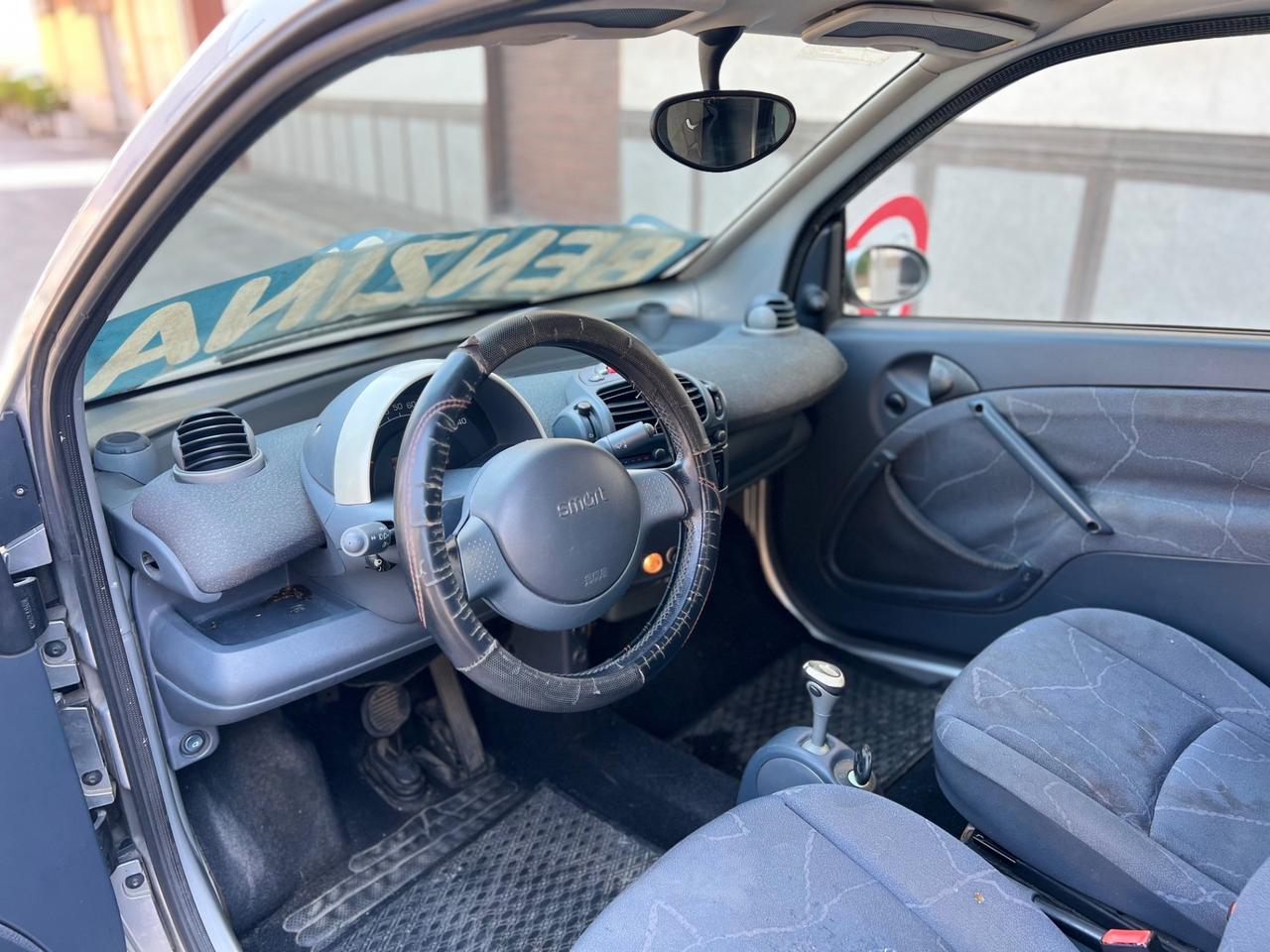 Smart 700 Benzina 2002