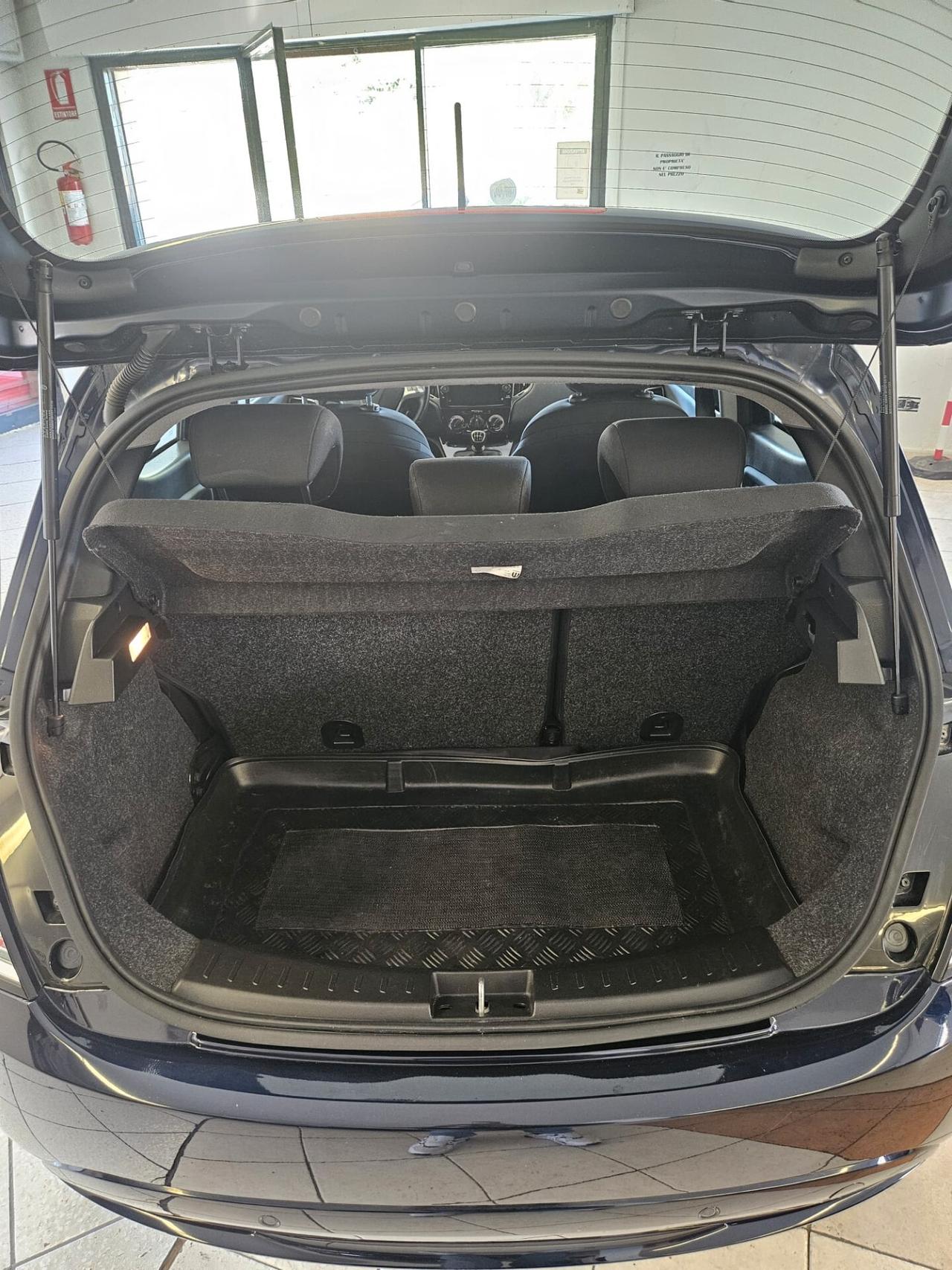 Lancia Ypsilon 1.0 Firefly GOLD Benzina/Hybrid S&S 70CV