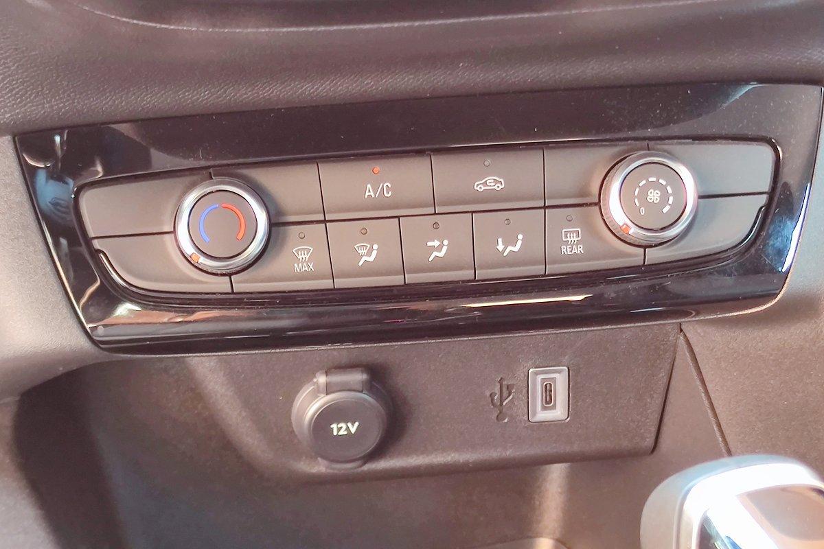 OPEL Corsa 1.2 100 CV