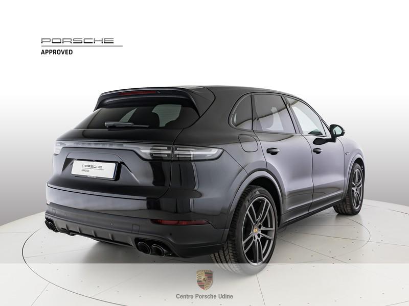 Porsche Cayenne 3.0 e-hybrid tiptronic