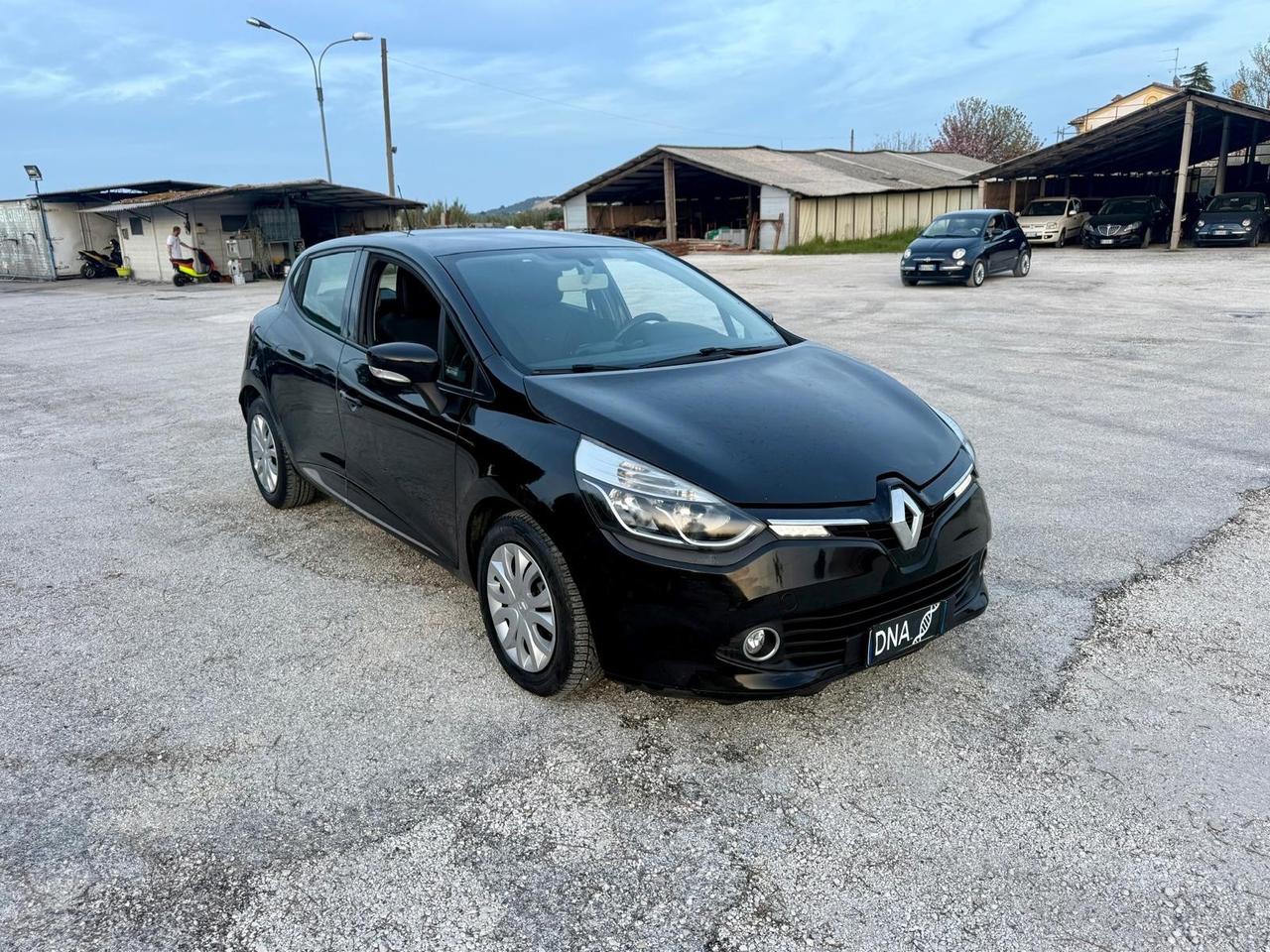 Renault Clio 1.2 Benzina GPL Neopatentati UNIPRO