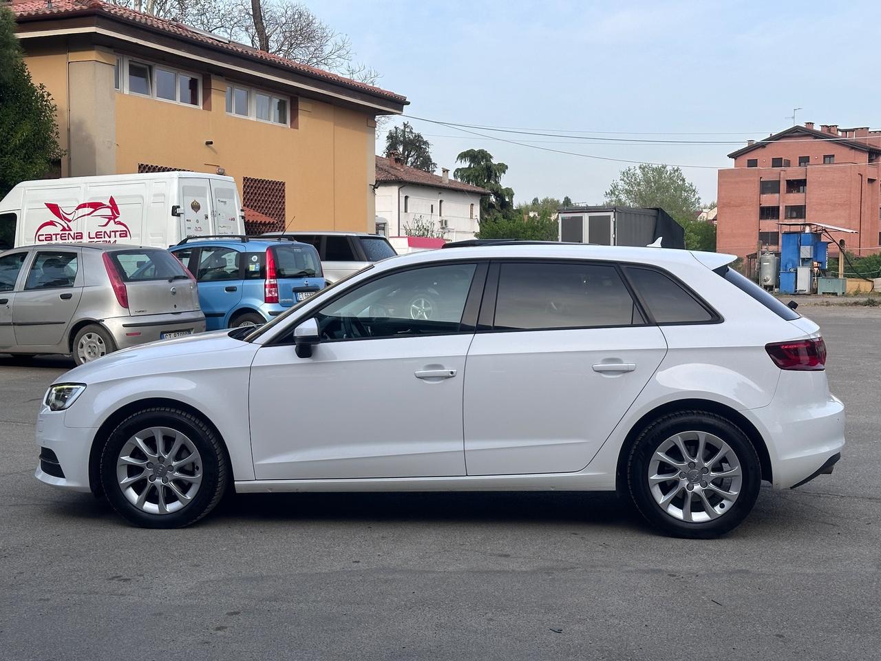 Audi A3 SPB 1.6 TDI clean diesel Ambition