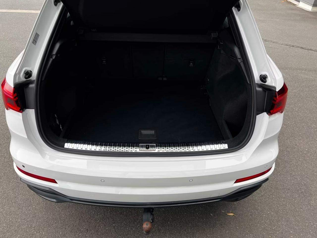 Audi Q3 35 TFSI S line edition