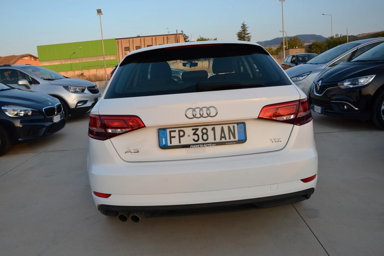 AUDI A3 2.0 TDI S-Tronic Business SB '18