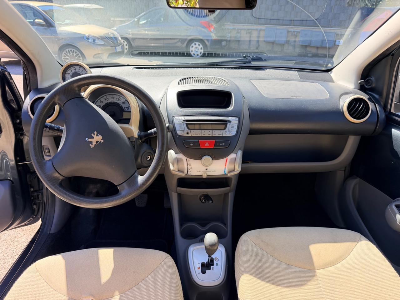 Peugeot 107 1.0 68CV 5p. Plaisir 2Tronic