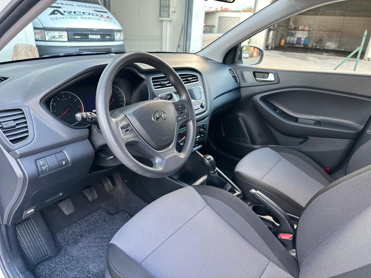 Hyundai i20 1.2 5 porte Connectline