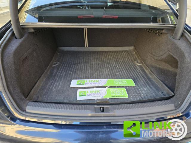 AUDI A4 3.0 V6 TDI quattro aut.*? 160,00 al mese*