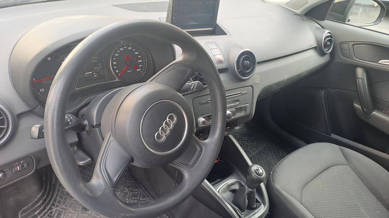 Audi A1 Sportback 1.4 TDI 90cv ANCHE PER NEOPATENTATI