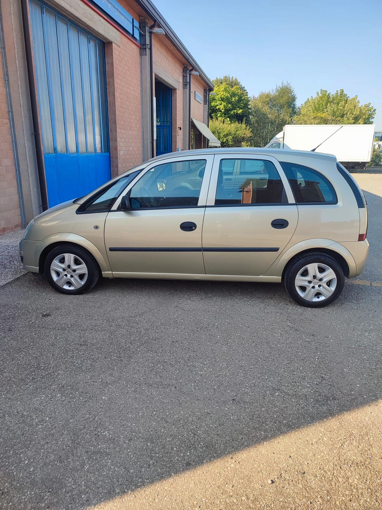 Opel Meriva 1.4 16V Cosmo GPL