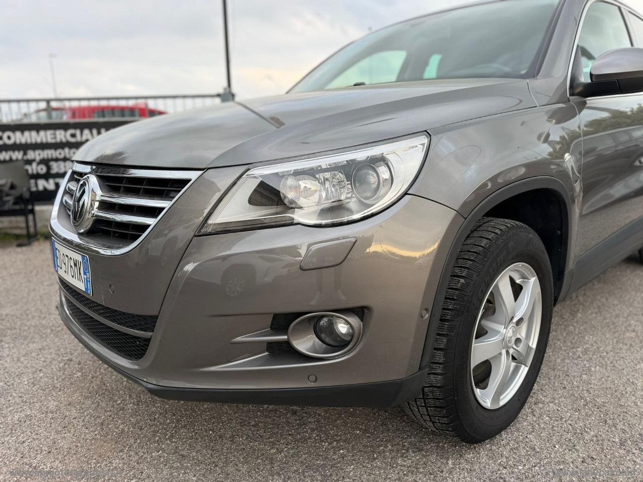 VOLKSWAGEN Tiguan 2.0 TSI 4MOTION 4X4 Sport & Style