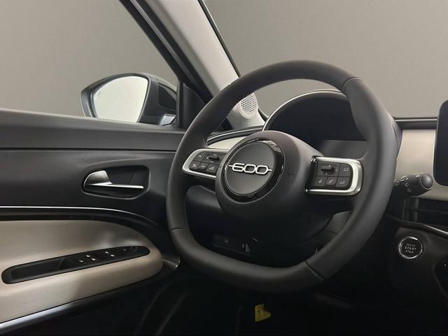 FIAT 600 Hybrid 145 CV DCT MHEV La Prima