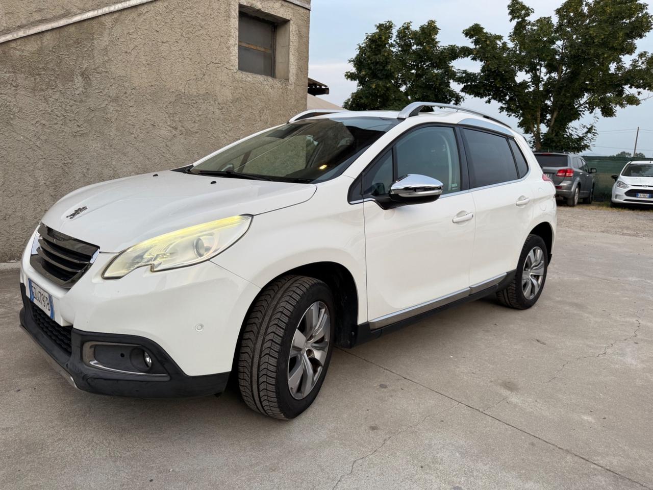 Peugeot 2008 BlueHDi 100 S&S Allure