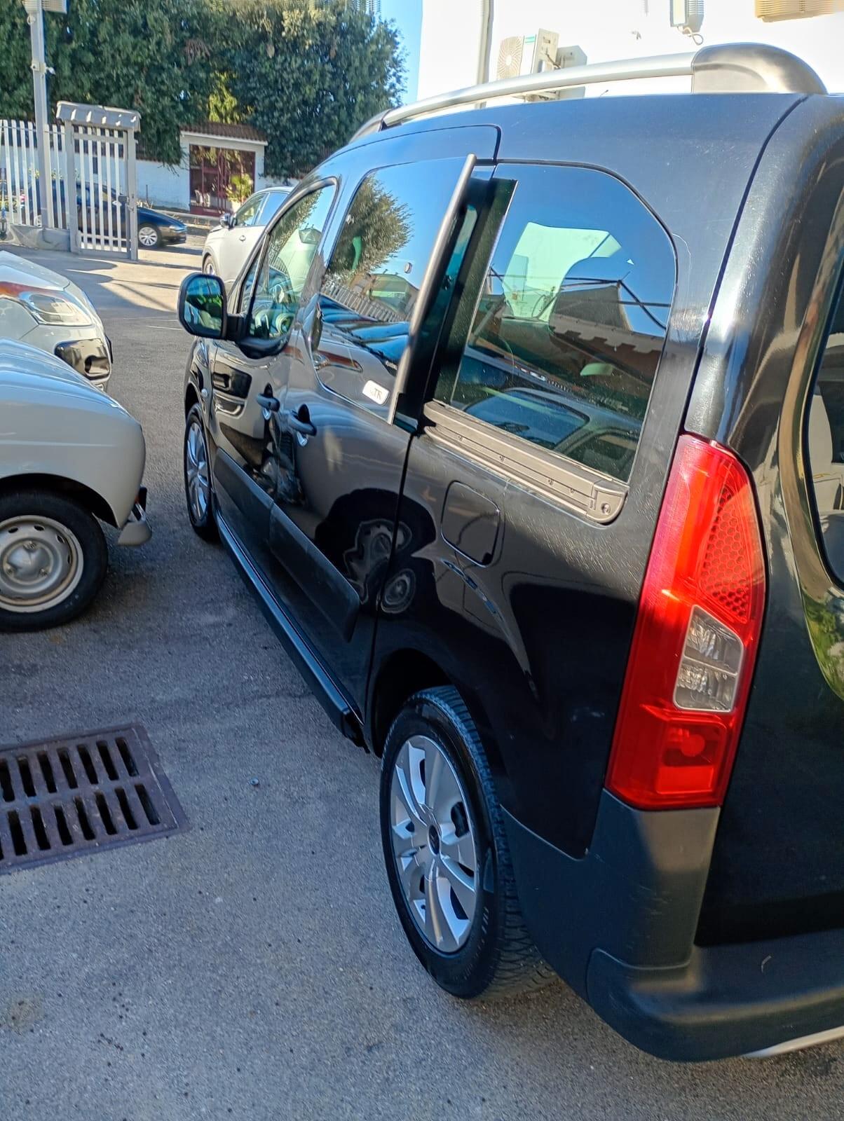 Citroen Berlingo 1.6 HDi 90CV XTR Theatre 2012 full