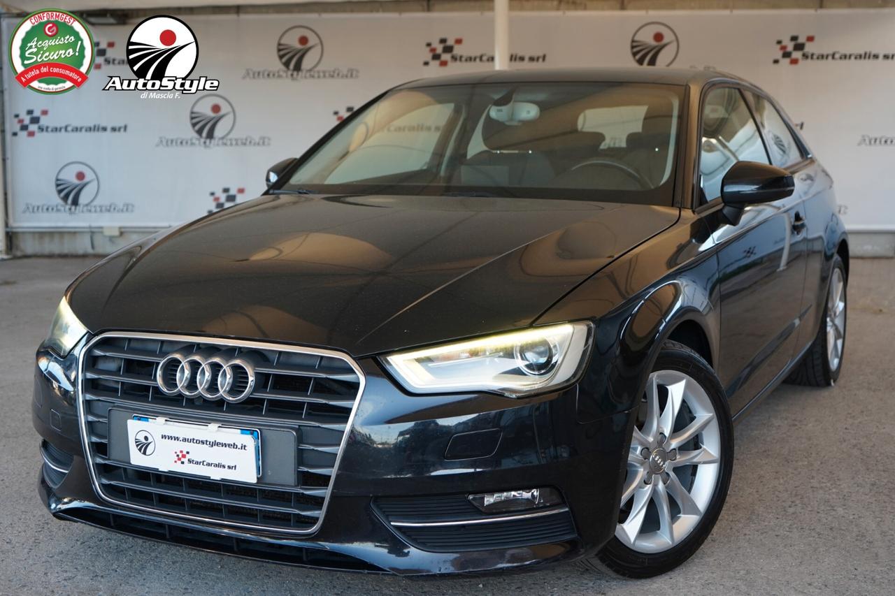 Audi A3 1.6 TDI 105 Cv Attraction