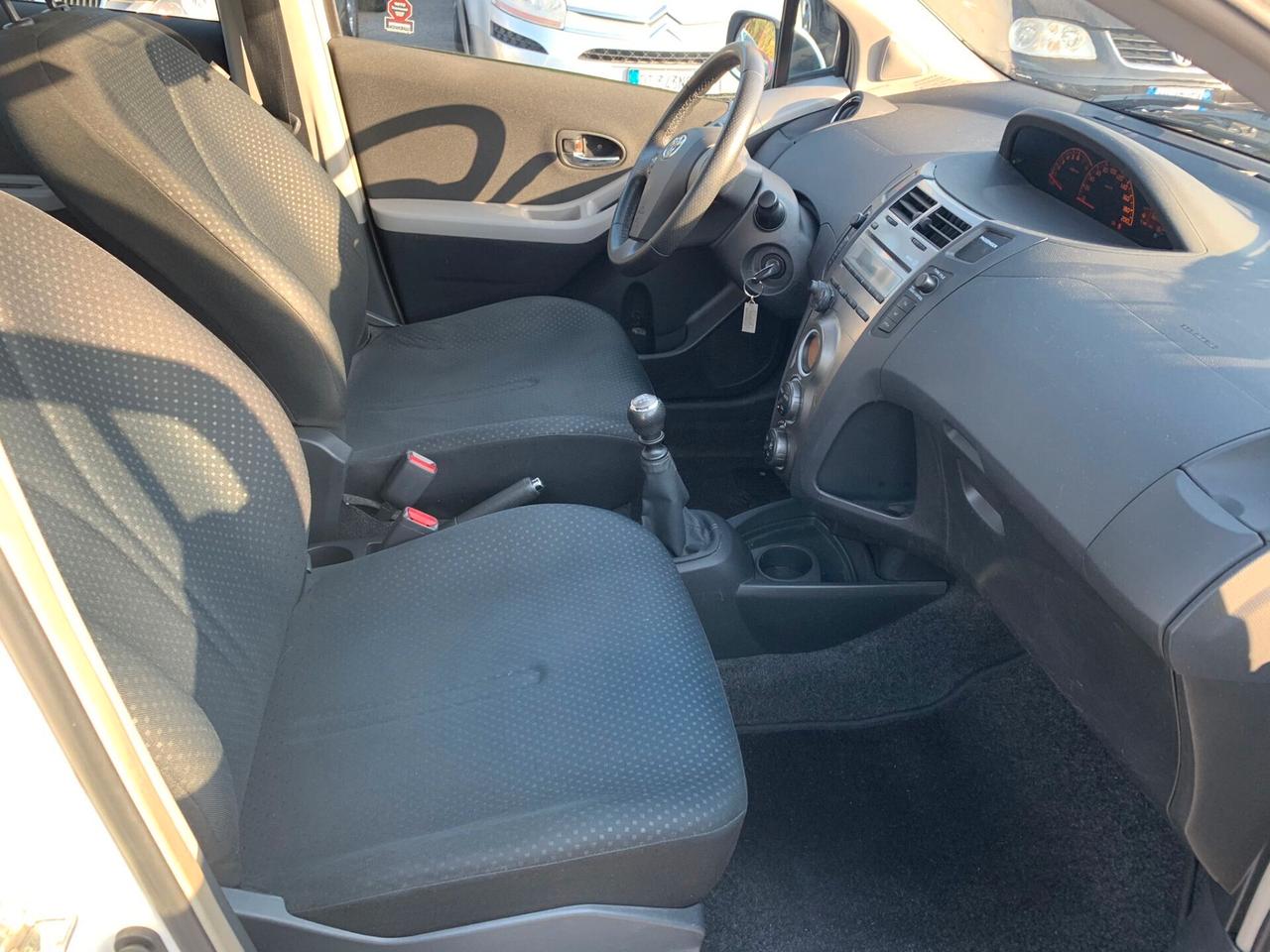 Toyota Yaris 1.3 5 porte M-MT Sol