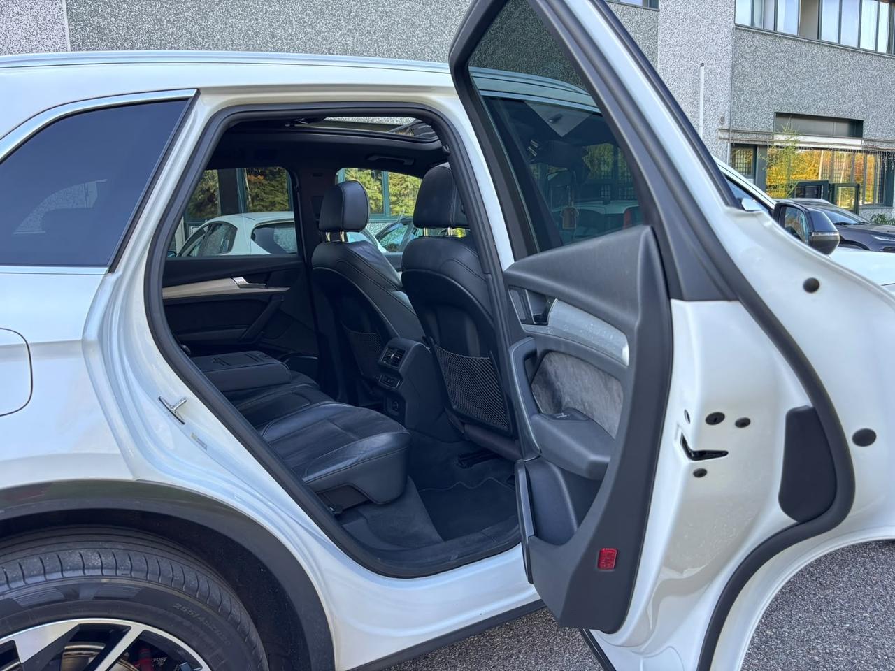 Audi Q5 55 TFSI e quattro 367 CV S tronic line plus*NO SUPERBOLLO*