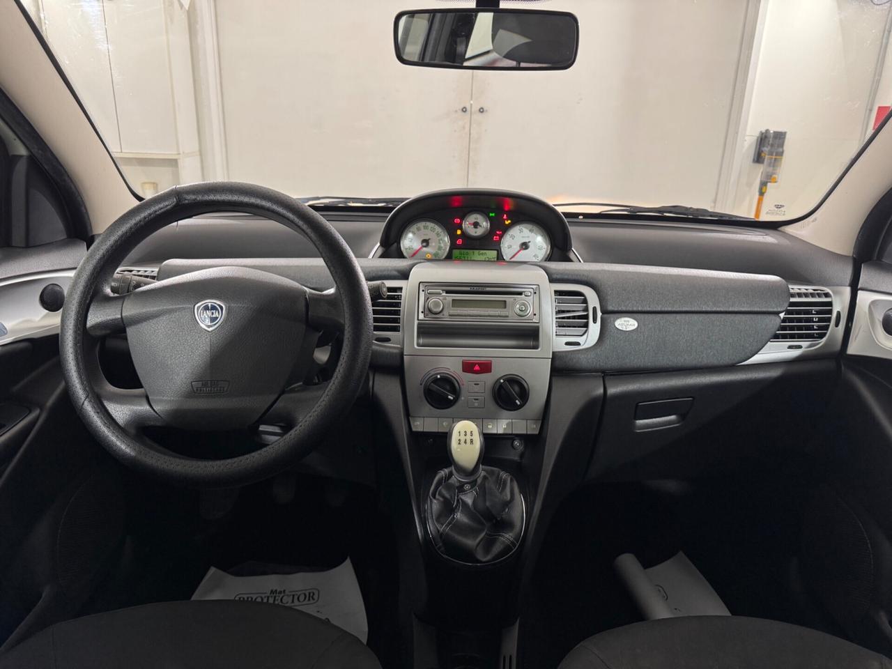 Lancia Ypsilon 1.2 69 CV Platinum*NEOPATENTATI*