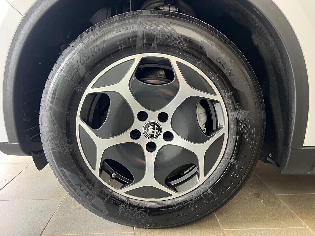 Alfa Romeo Stelvio 2.2 Turbodiesel 190 CV AT8 Q4 Ti