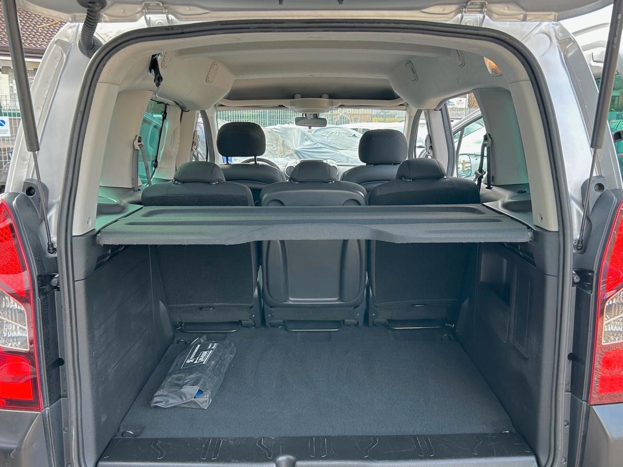 Peugeot Partner Tepee BlueHDi - Outdoor-UNIPROPRIETARIO