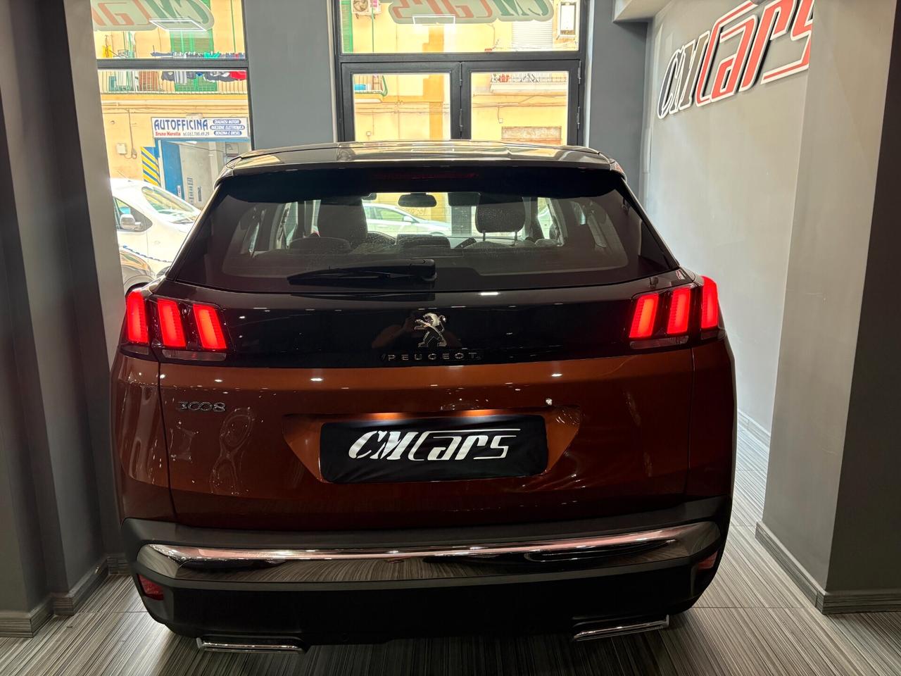Peugeot 3008 1.5 HDI 130cv EAT8 Automatica Business ITALIANA