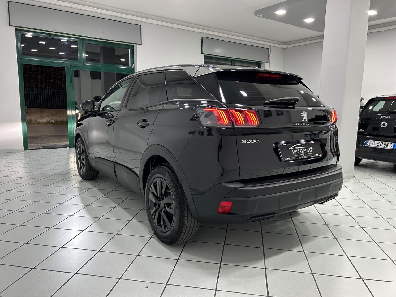 Peugeot 3008 BlueHDi 130 S&S EAT8 Allure