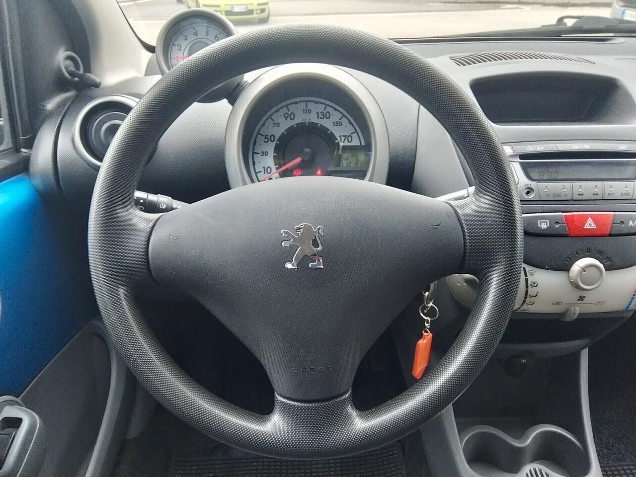Peugeot 107 1.0 68CV 5p. Plaisir AUTOMATICA
