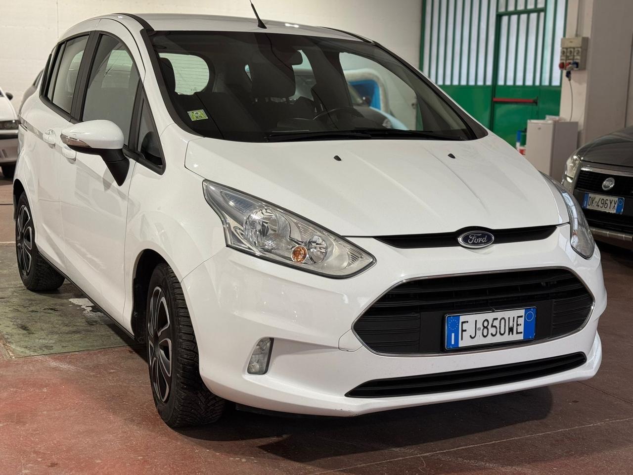 Ford B-Max 1.5 TDCi 75 CV Business Titanium NEOPATENTATI