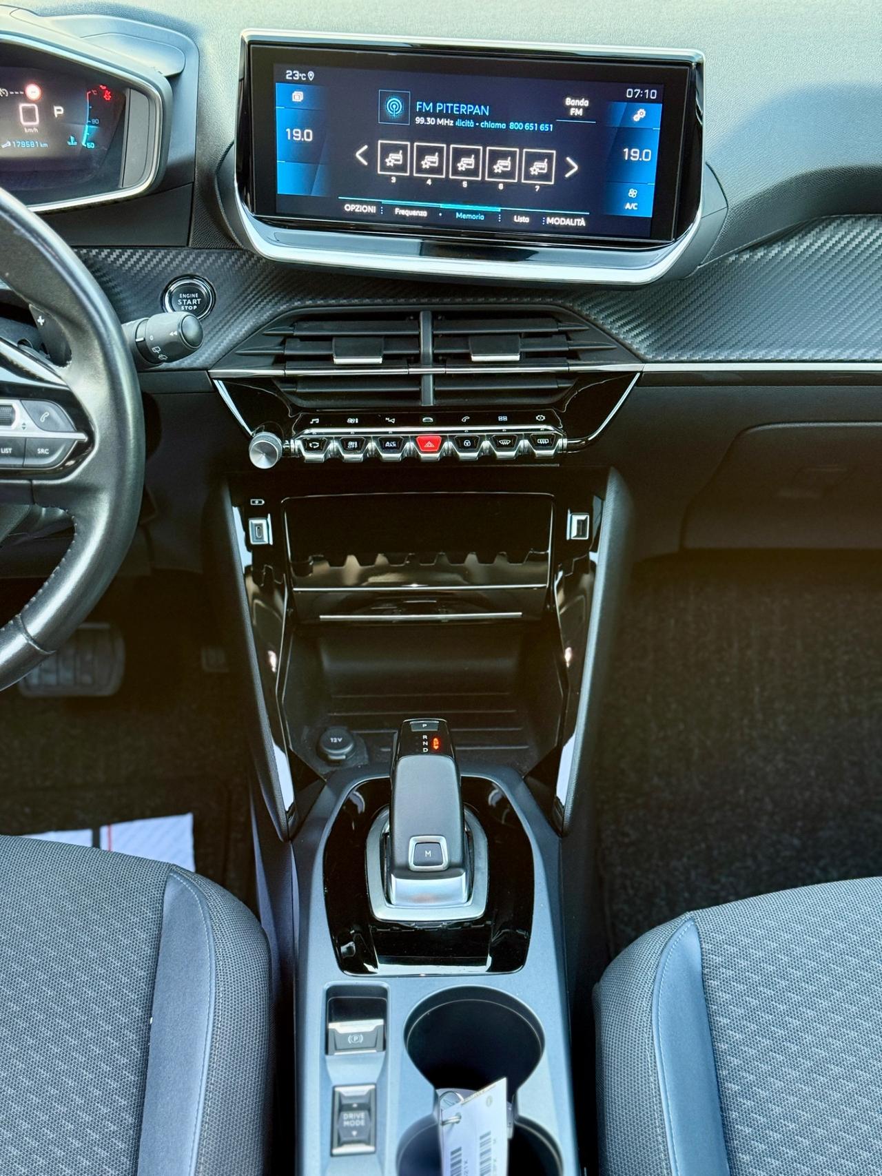 Peugeot 2008 BlueHDi 130 S&S EAT8 GT Pack NEO PATENTATI