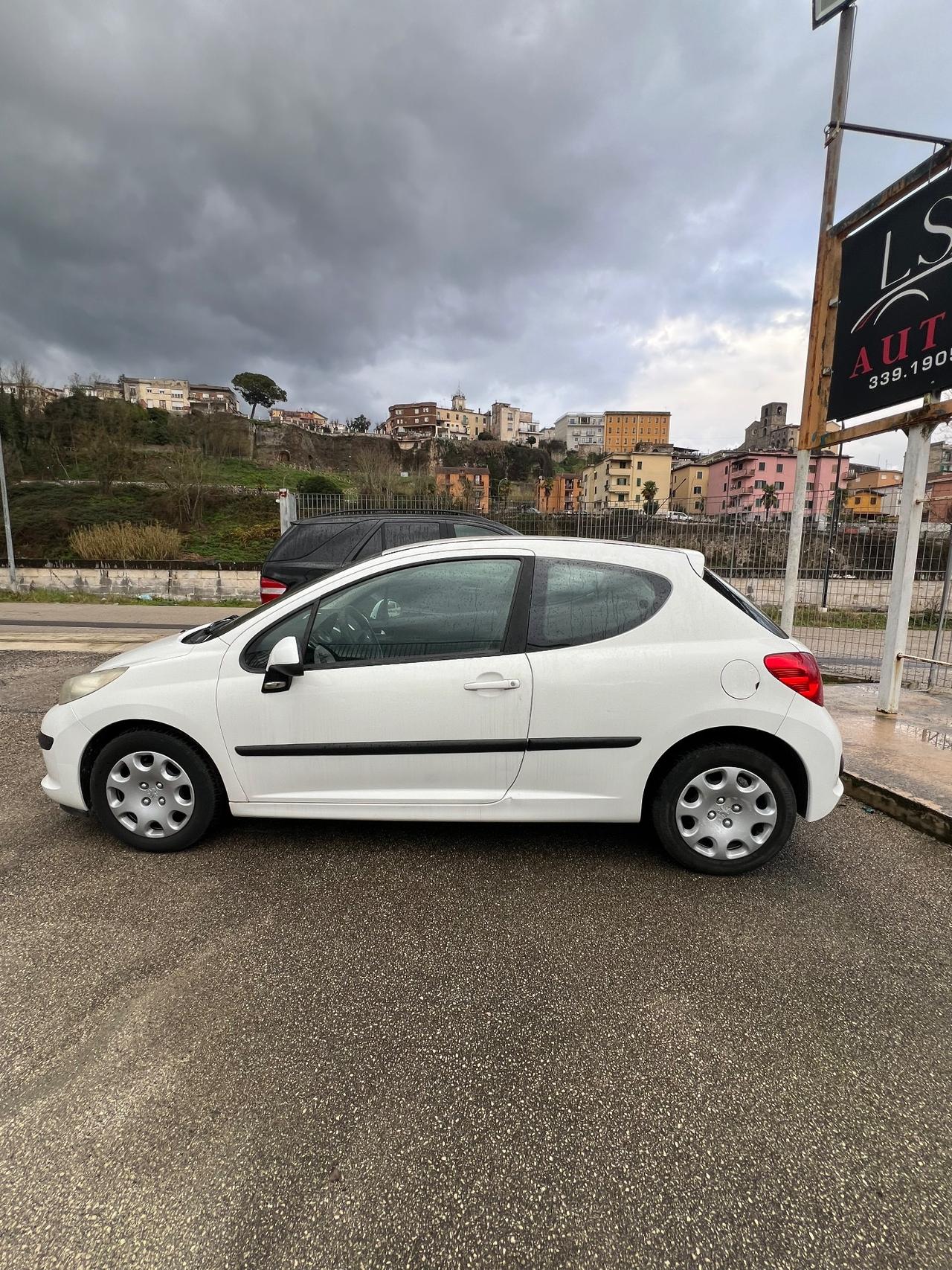 Peugeot 207 1.4 8V 75CV 3p. Energie Sport ECO GPL