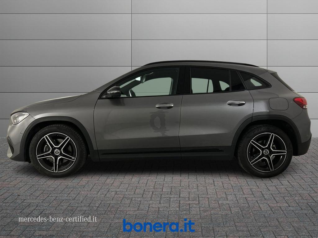 Mercedes GLA 200 200 D Premium 4Matic 8G-DCT