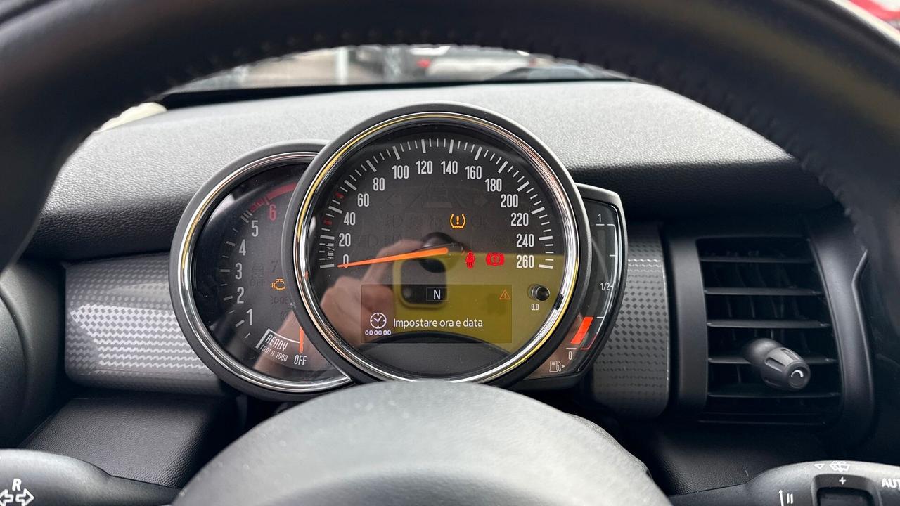 Mini Mini 1.5 Cooper D 5 porte