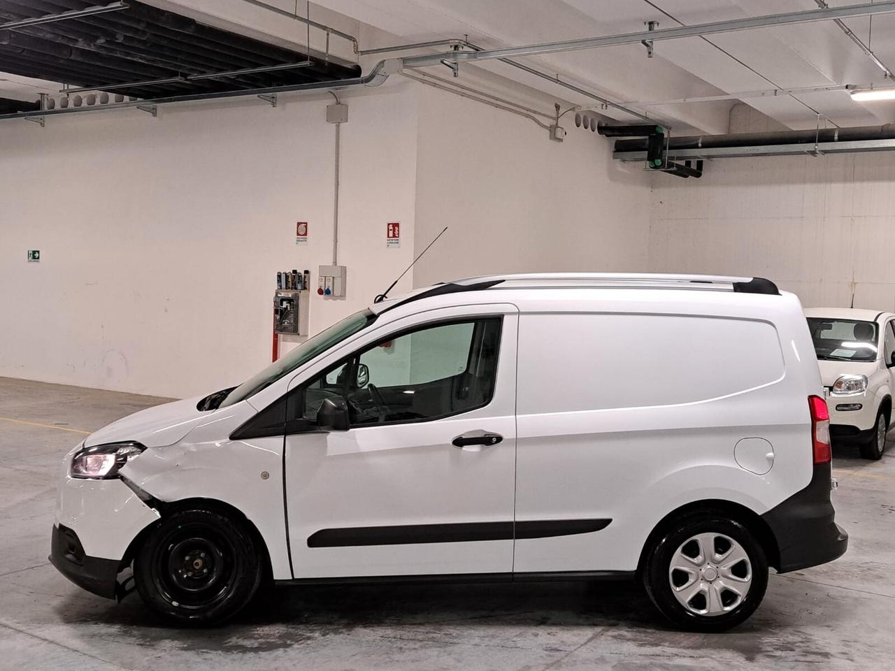 Ford Transit Courier Van 1500 TDCi 75CV Trend *INCIDENTATO*