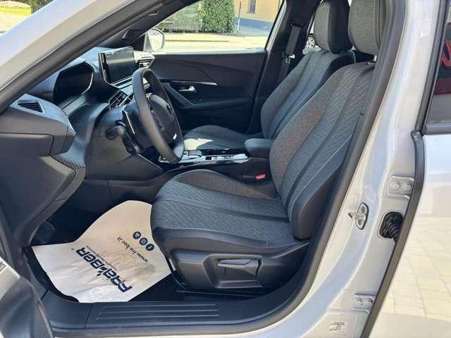 Peugeot 2008 PureTech 130 S&S EAT8 Allure LED-CAM-APP CONNECT