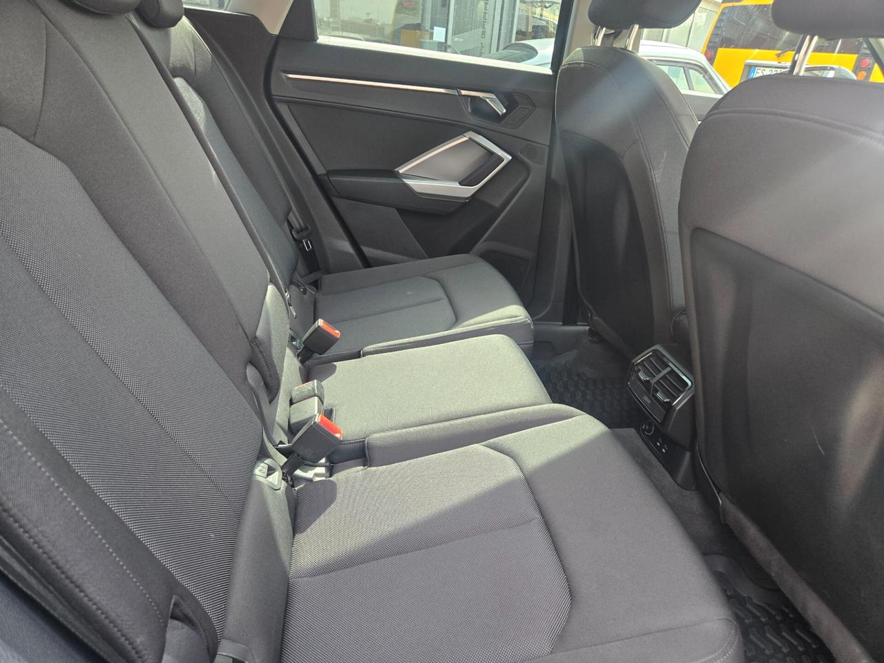 Audi Q3 35 TDI S tronic line edition