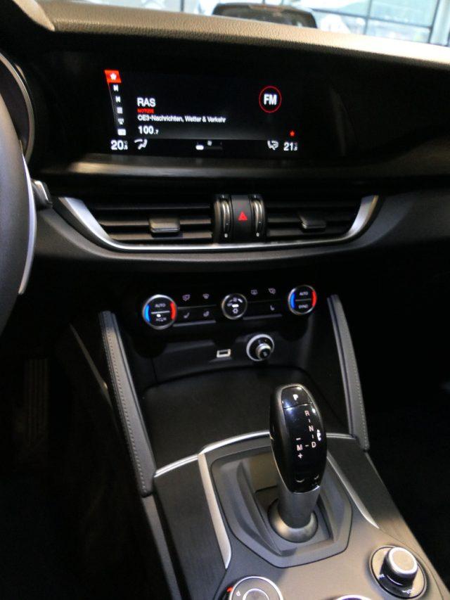 ALFA ROMEO Stelvio 2.2 Turbodiesel 210 CV AT8 Q4 Executive