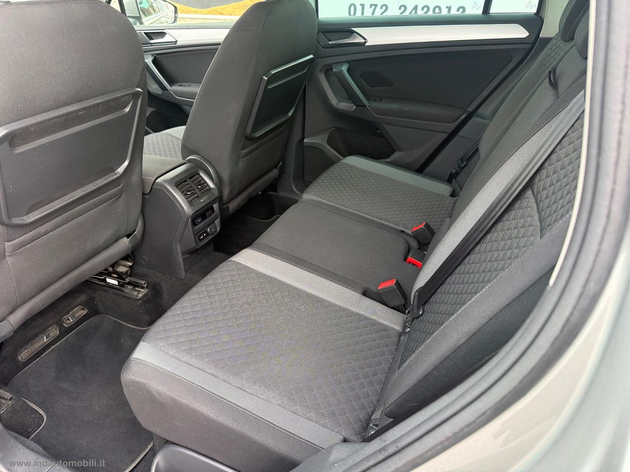 VOLKSWAGEN Tiguan 1.6 TDI Sport BMT R LINE IVA ESPOSTA