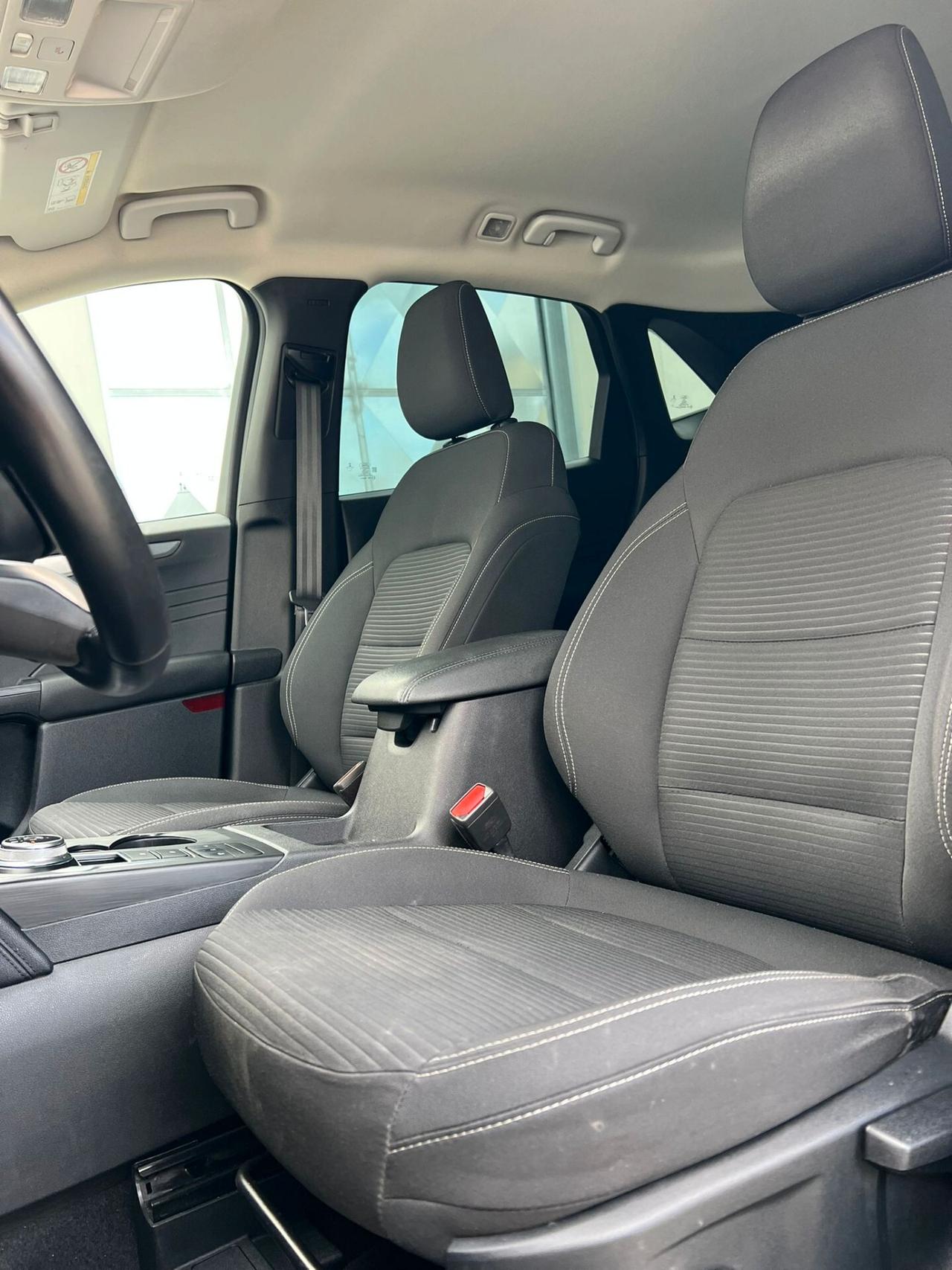 FORD KUGA 1.5 EcoBlue 120cv aut. 2022!!TITANIUM!!!