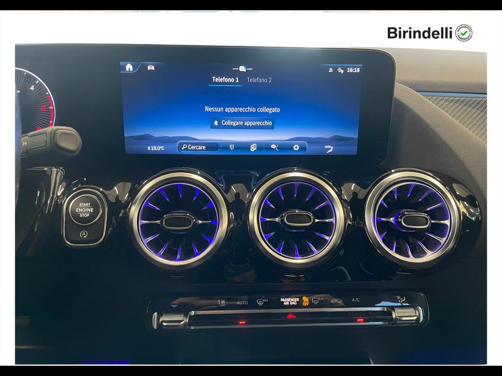 Mercedes-Benz GLA (H247) - GLA 180 d Automatic AMG Line Premium