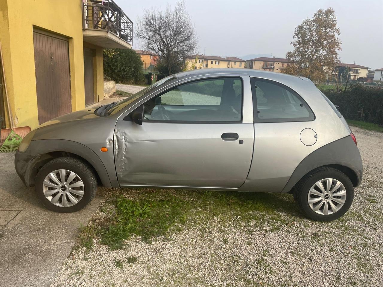 Ford Ka 1.2 70cv Solo 105000 km