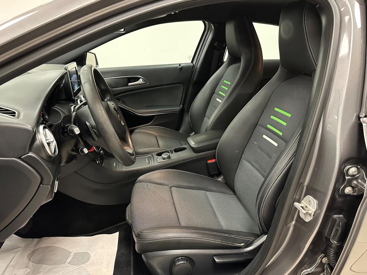 Mercedes-benz A 160 d Automatic Sport 109 Cv - 2017